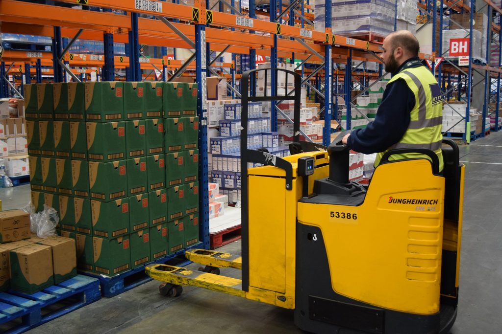 Industry first test to boost pallet and stacker truck safety A 1 1024x683 1