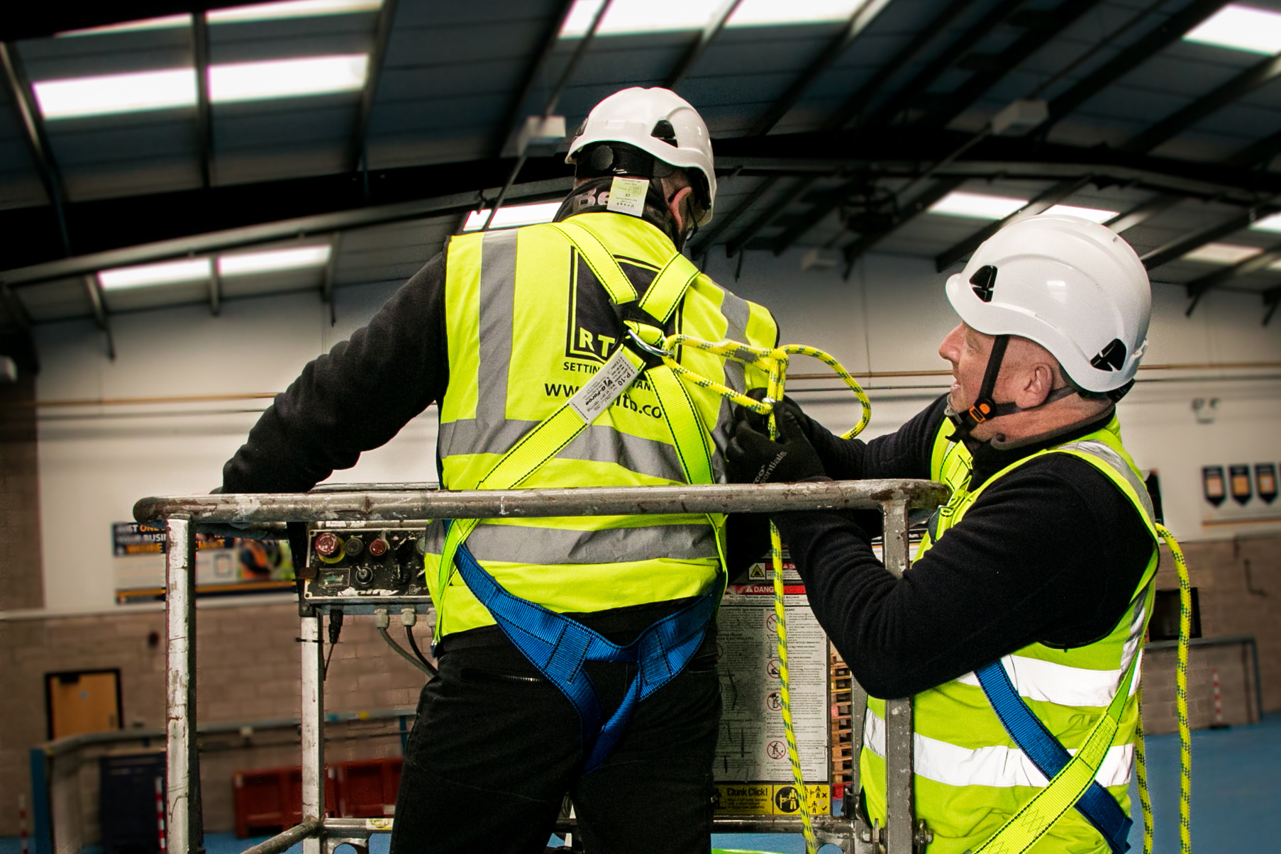 RTITB has launched an updated Mobile Elevating Work Platform (MEWP) training course to ensure operators have the skills and knowledge to work safely and efficiently at height. 