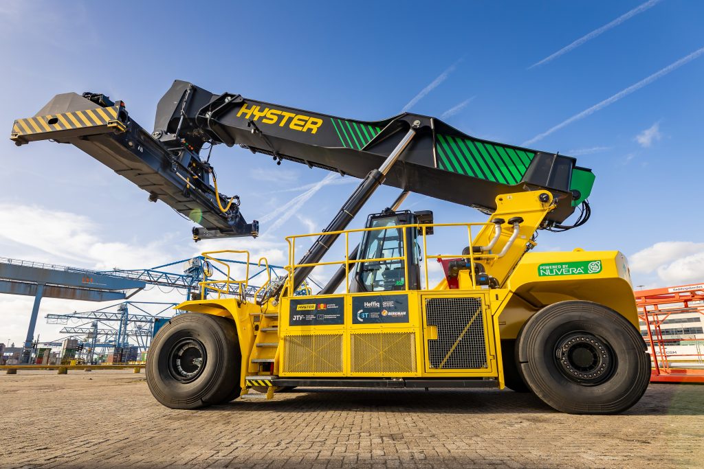 RST-HFC-ReachStacker