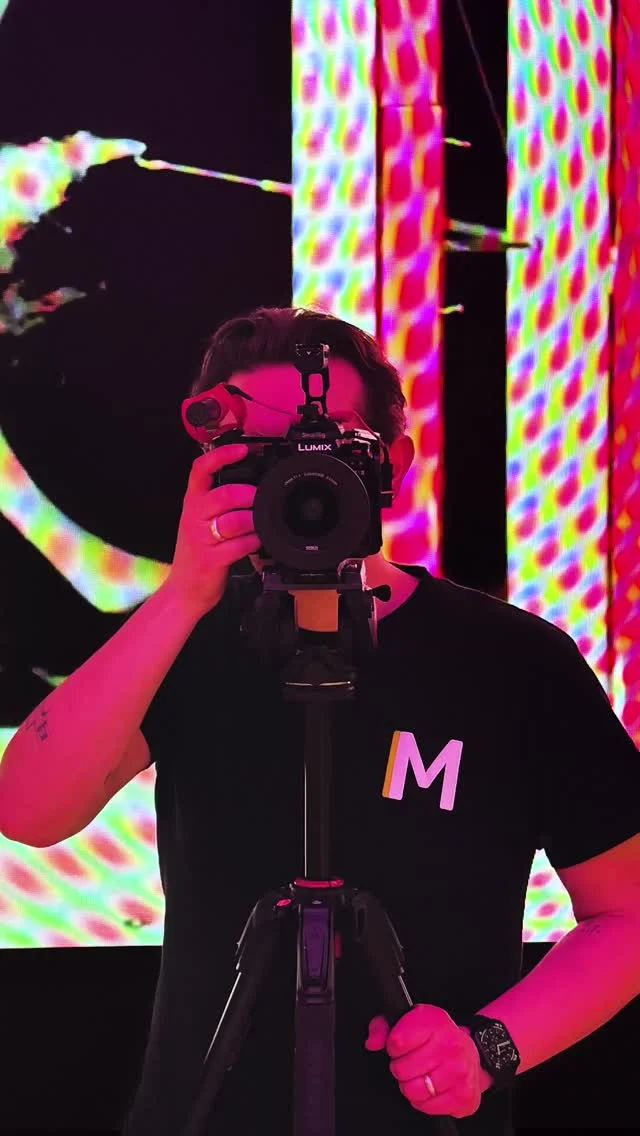 Smile everyone - it's Friday afternoon!

 #CreativeAgency #BehindTheScenes #MarketingLife #FridayVibes